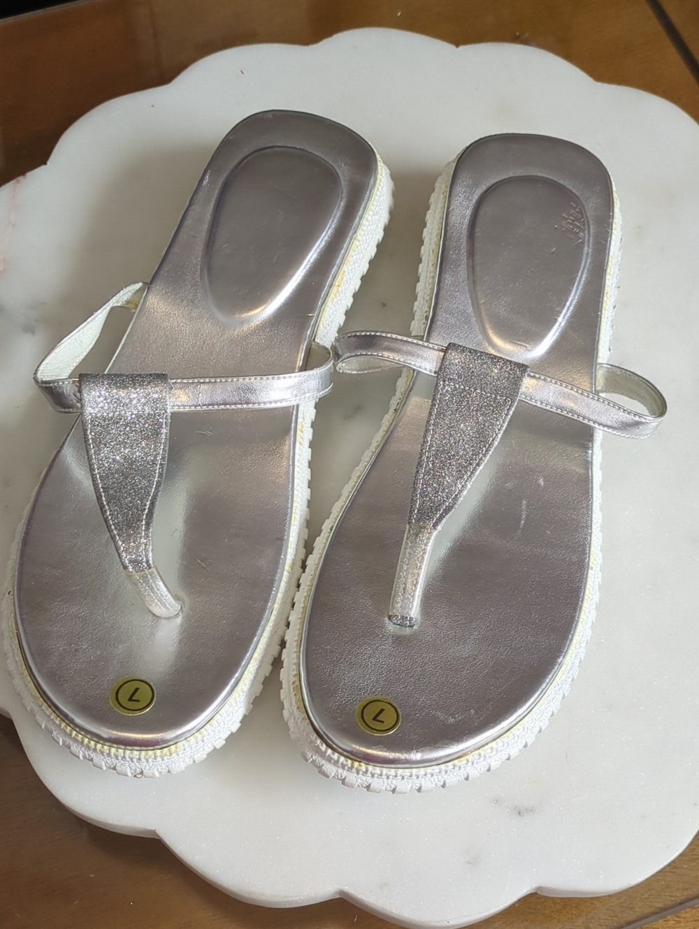 Silver Metallic Women's Thong Sandals - Lightweight Summer Slides. Size 7